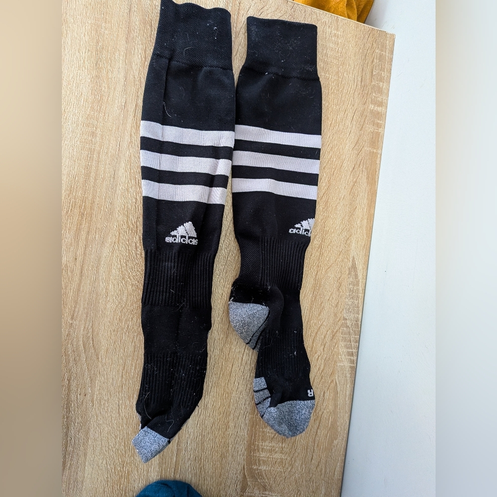 Adidas 3-Stripe Hoop Over-The-Calf (OTC) Soccer Socks Black White Preloved